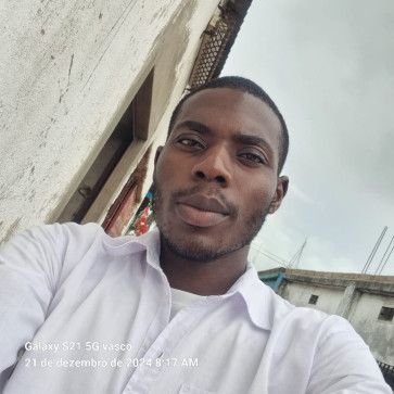 Massiquene, 20, Mozambique