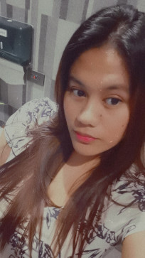 Maxine Claire, 23, Philippines