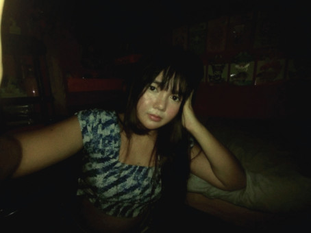Shey Lahraine, 18, Philippines