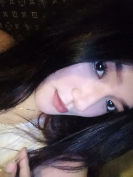 Awra, 18, Indonesia