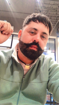 Hundal, 33, India