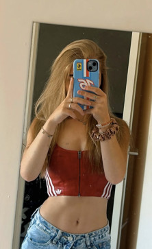 Eva, 22, Netherlands