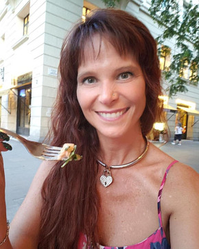 Sherrillcusick, 40, United States