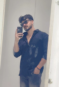 Sanjeev Pandey, 25, India