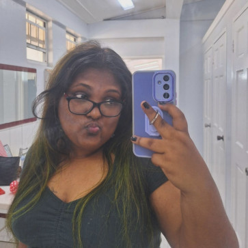 Soniimoon, 23, Guyana