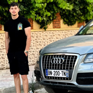 Dan2y, 24, Algeria