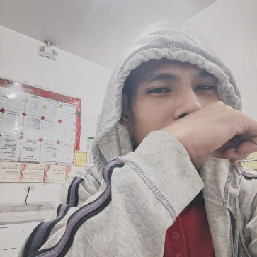 Jomze Santos, 18, Philippines