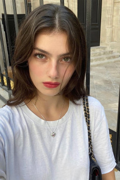 Jade, 21, Canada
