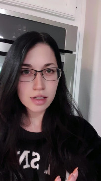 Dorothy, 33, Canada