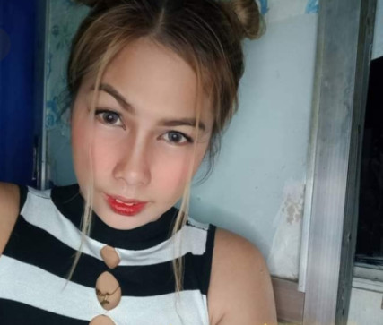 Kiera Paez, 26, Philippines