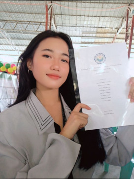 Yang Yang, 18, Philippines