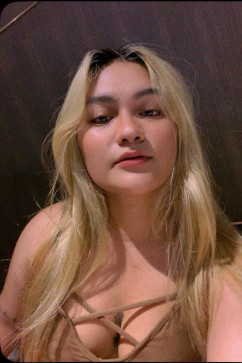 Maddie, 27, Thailand