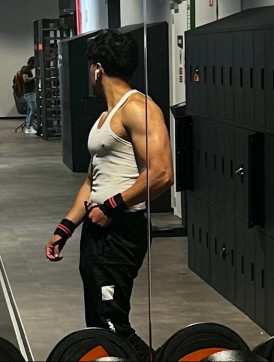 Zxc Cxz, 21, Germany