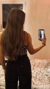 Anonymous, 18, France