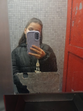 Mila, 20, France