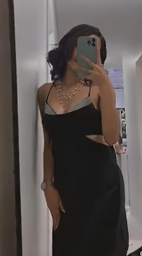 Tia, 25, India