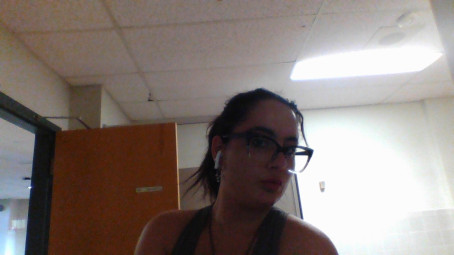 Mae, 18, Canada