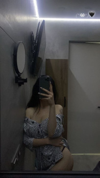 Sofia, 20, Canada