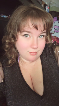 Breanna, 30, Canada