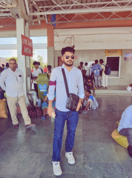 Marcus, 18, Saudi Arabia