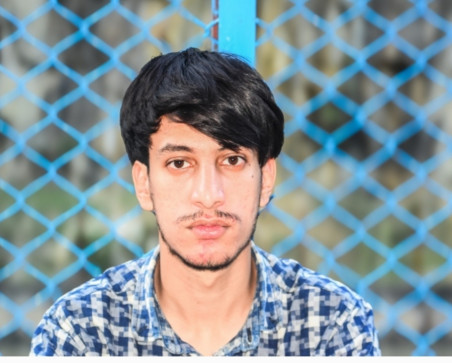 Zeeshan, 20, India