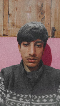 Zeeshan, 20, India