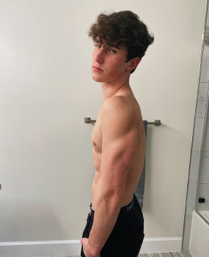 David, 24, Canada