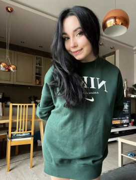 Linda Pastyg, 29, United States