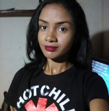 Thayane Toledo, 18, Brazil