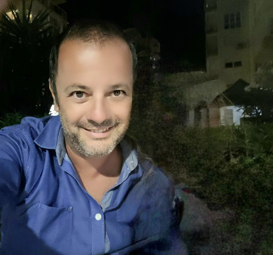 LIONX, 44, Spain