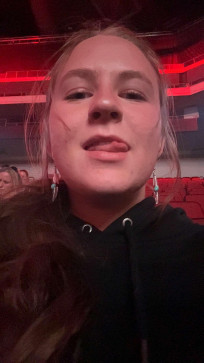 Taylor, 18, United States