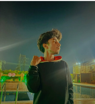 Prabhat Ojha, 18, India