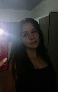 Alicia, 18, United States