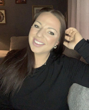 Sarah H, 39, United States