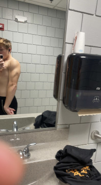 Up_North, 18, United States