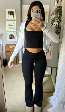 Lexi, 18, Canada