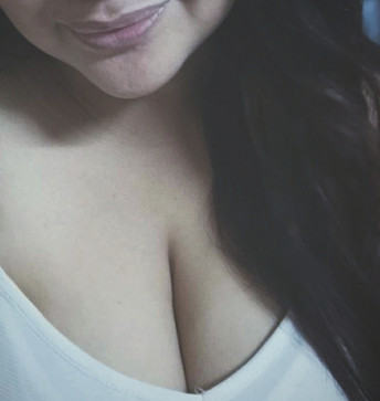 Bella, 28, Philippines