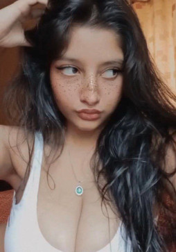 Zania, 19, India