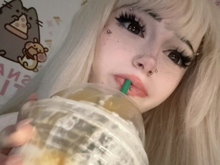 Baileyy, 18, United States