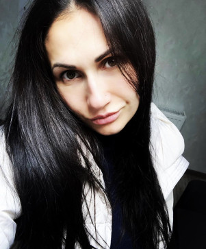 Ania Gillard, 33, Australia