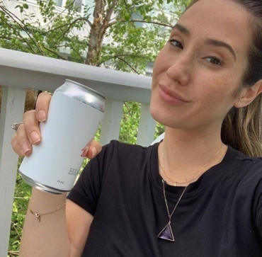 Belinda, 33, United States