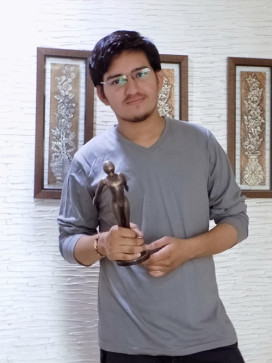 Nitin Pawar, 18, India