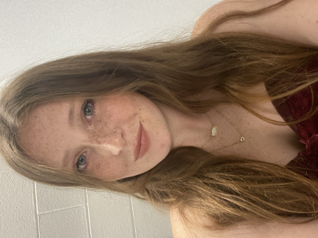 Ava, 18, United States