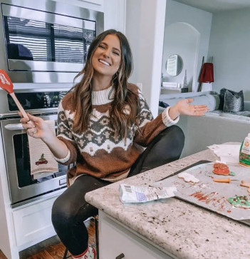 Sharon Bearance, 30, United States