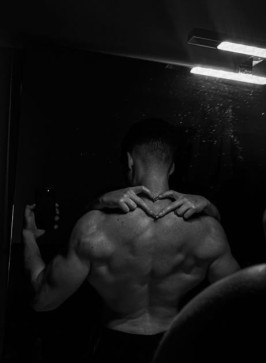 Florin, 36, Romania