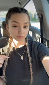 Sarah, 18, United Kingdom