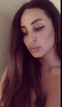 Ssalwittaa, 35, United Arab Emirates