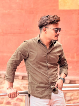 Shivam Gupta, 18, India