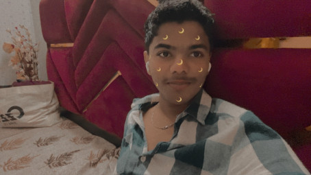 Nikhil, 18, India