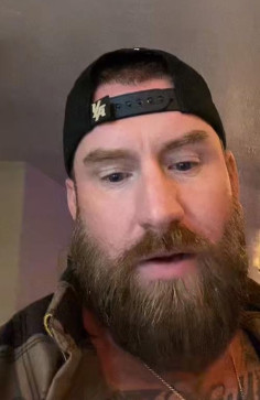 Joshua, 38, Japan